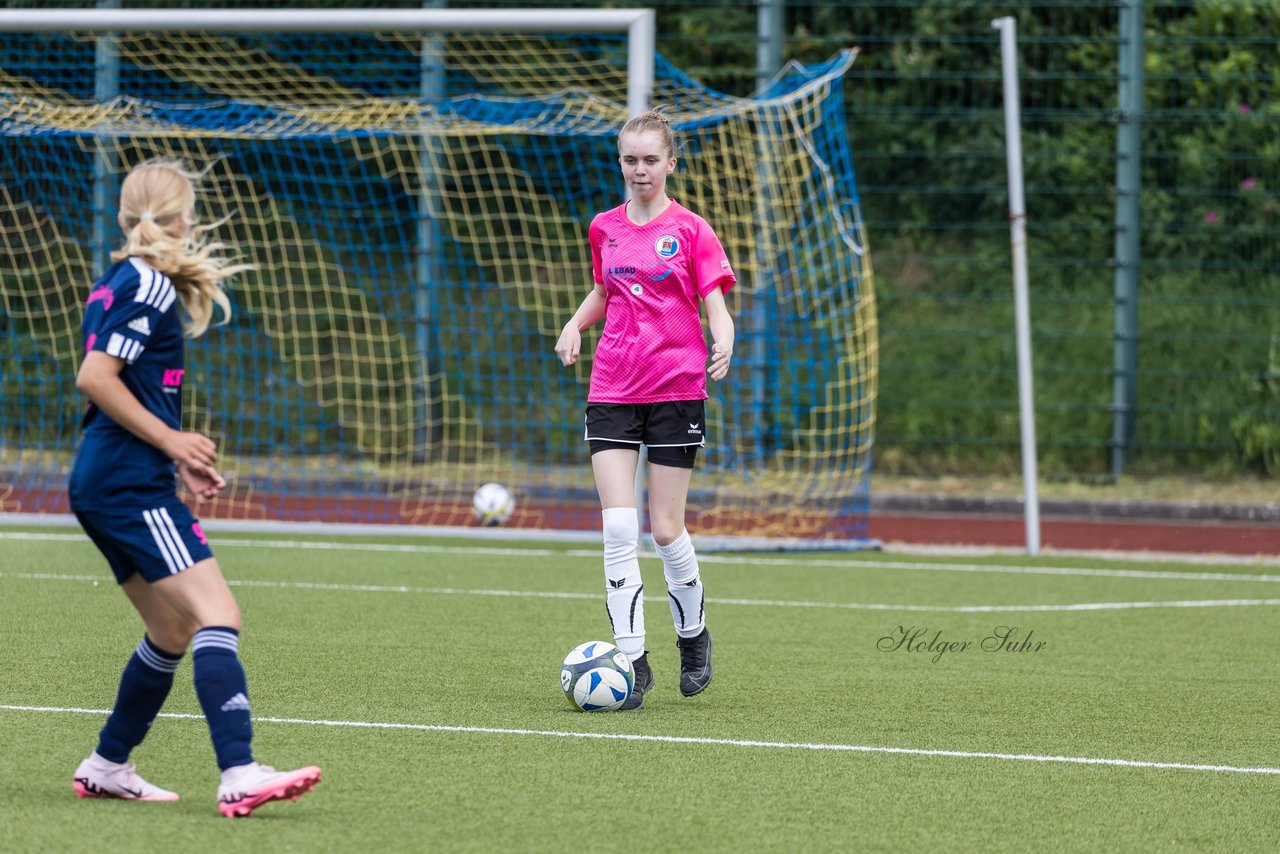 Bild 200 - wCJ Osterroenfelder TSV - VfL Pinneberg : Ergebnis: 0:15